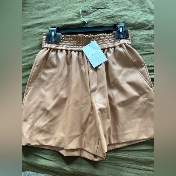 A.L.C. Kaleb Vegan Leather Short NWT size Small - Picture 10 of 10